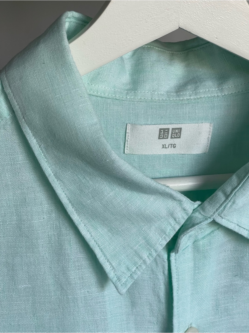 NEW Uniqlo Light Mint Button-Down Long Sleeve Shirt Unisex Short length Casual - Picture 2 of 12